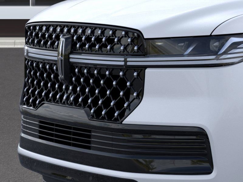 New 2025 Lincoln Navigator L Black Label image 17