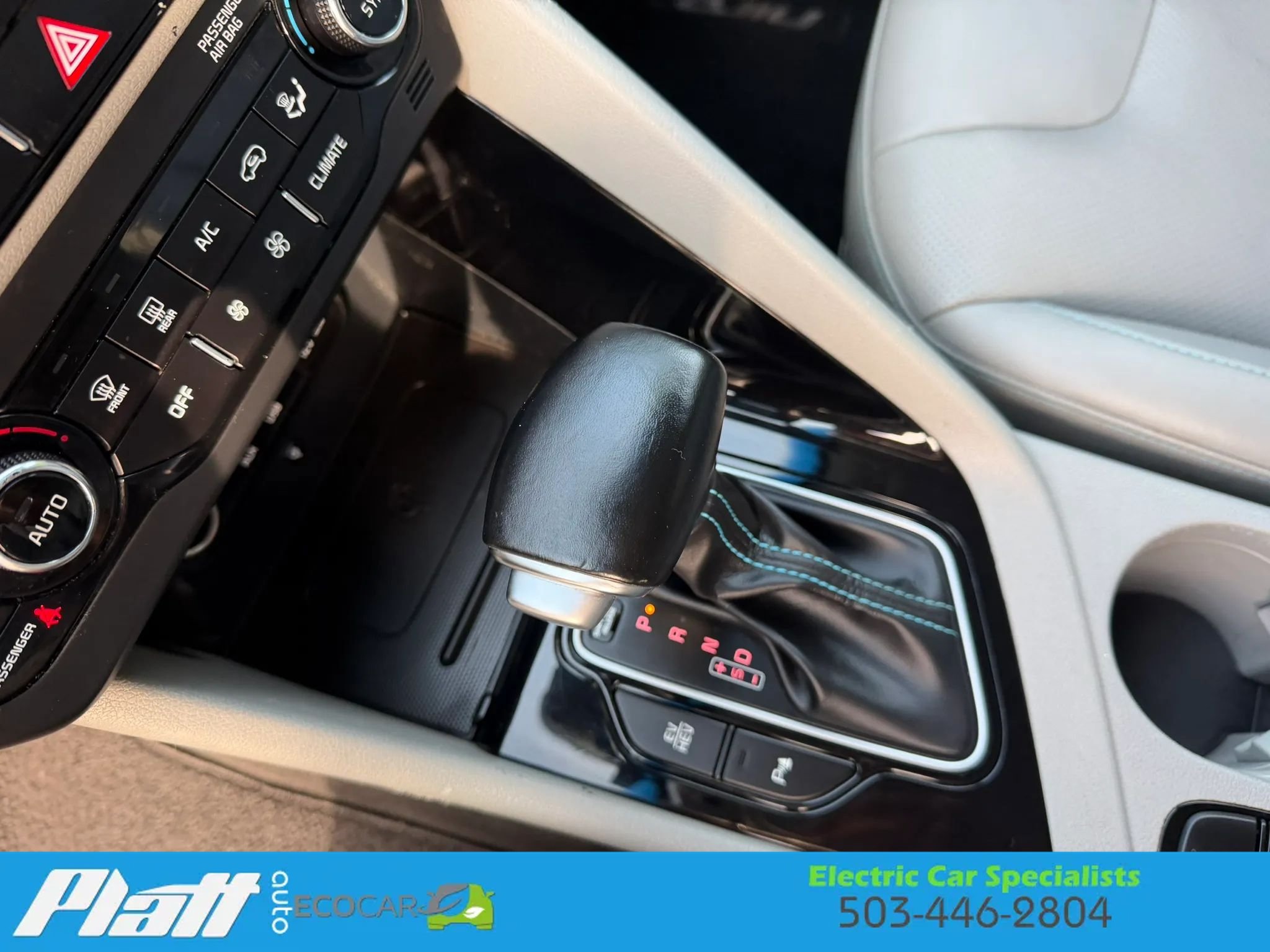 Used 2019 Kia Niro EX Premium FWD image 26