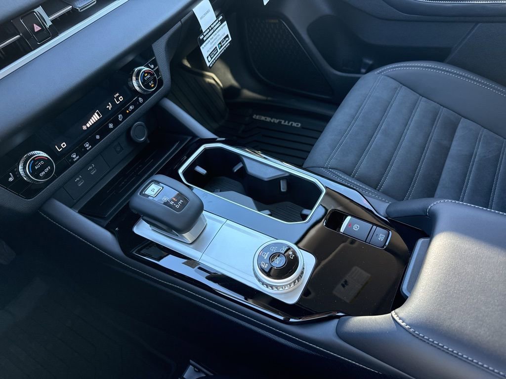 New 2026 Mitsubishi Outlander SE FWD image 18