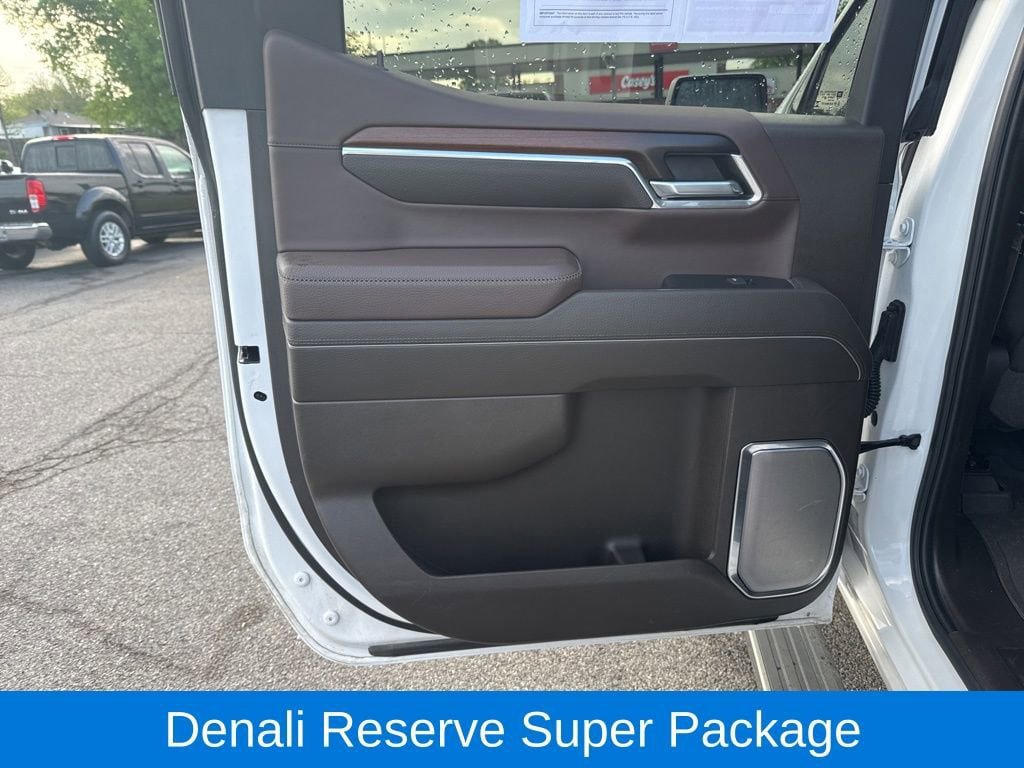 Used 2024 GMC Sierra 1500 Denali AWD/4WD image 15