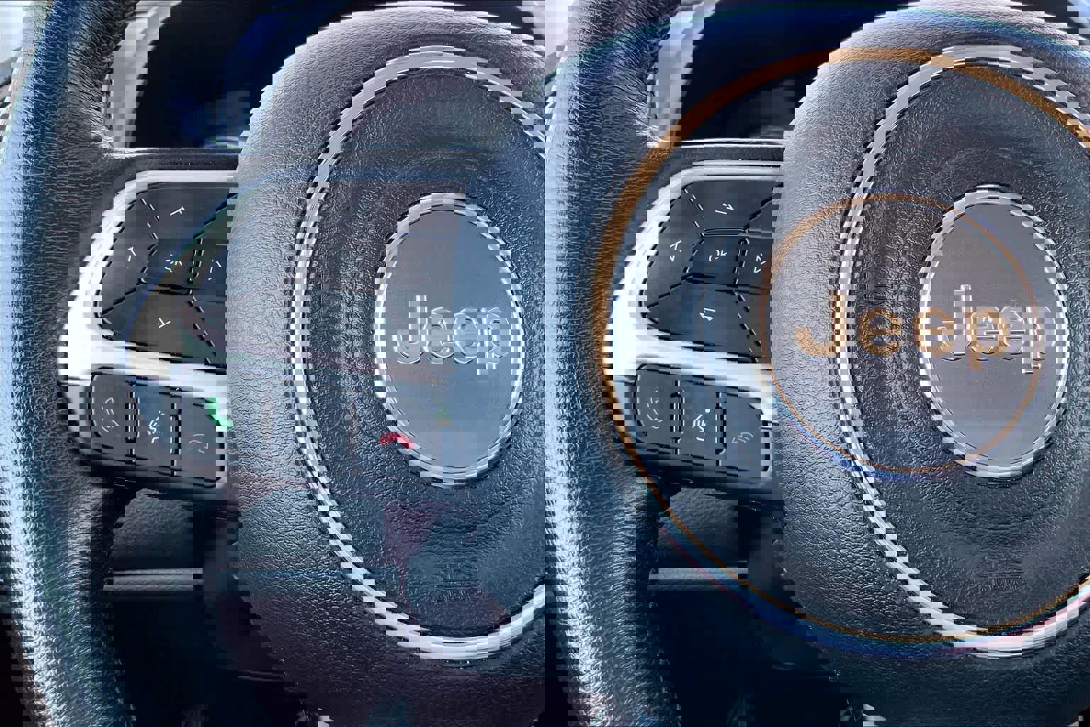 Used 2023 Jeep Renegade Latitude w/ Premium Group image 45