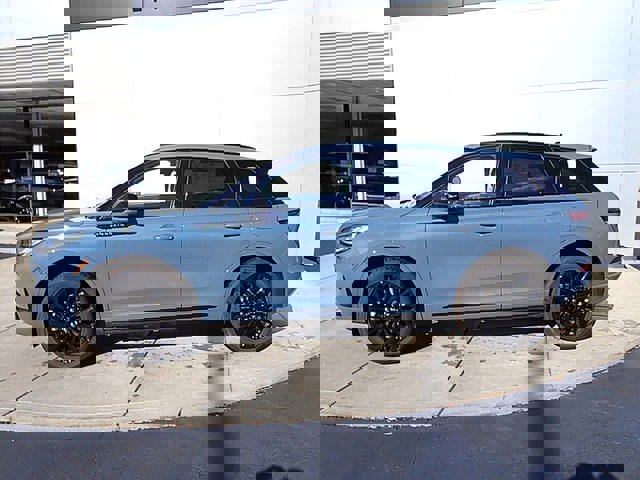 New 2026 Lincoln Corsair Premiere image 2