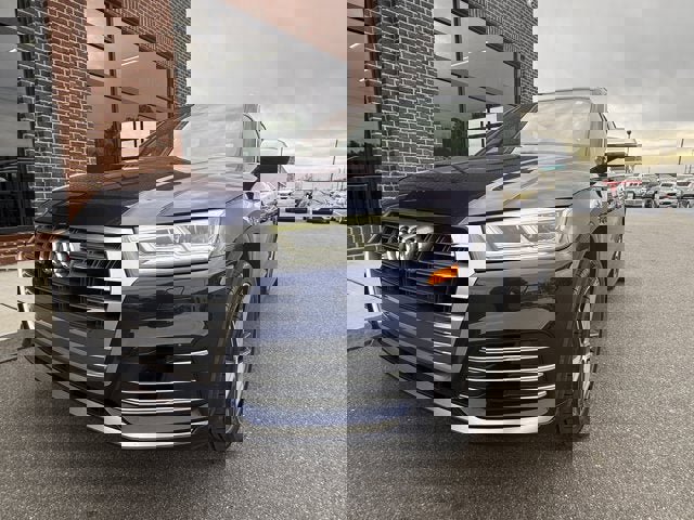 Used 2018 Audi SQ5 Premium Plus image 10