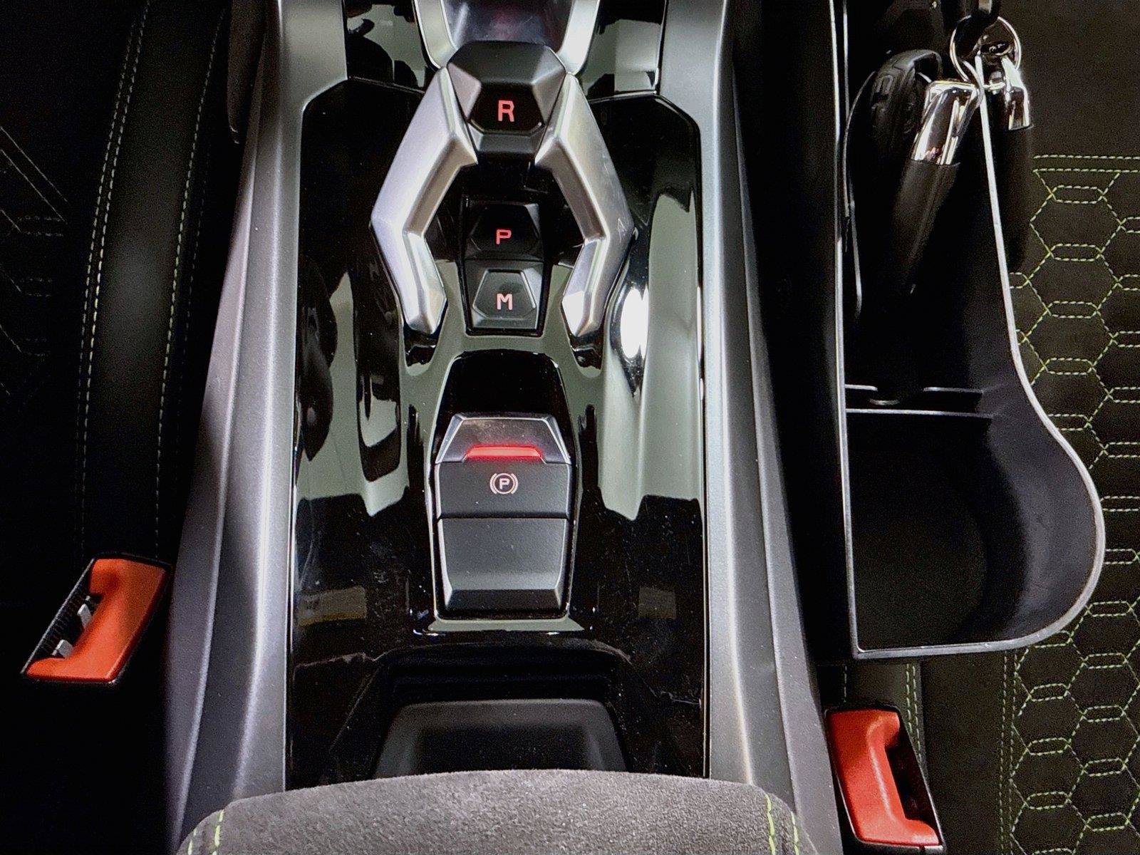 Used 2017 Lamborghini Huracan LP 580-2 RWD image 17