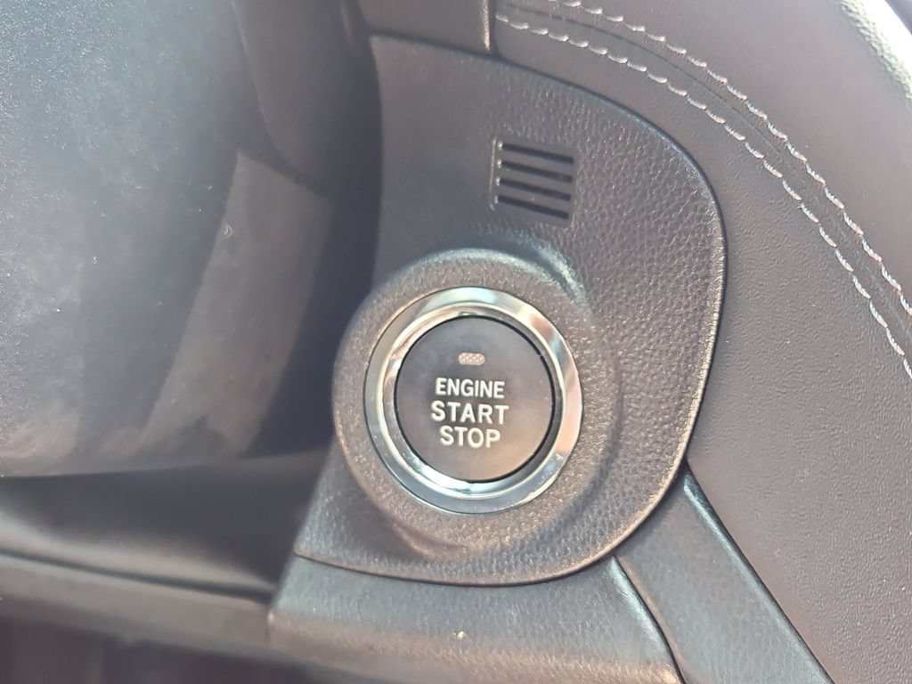 Used 2024 Subaru Outback Premium AWD/4WD image 25