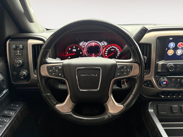 Used 2016 GMC Sierra 2500 Denali image 4