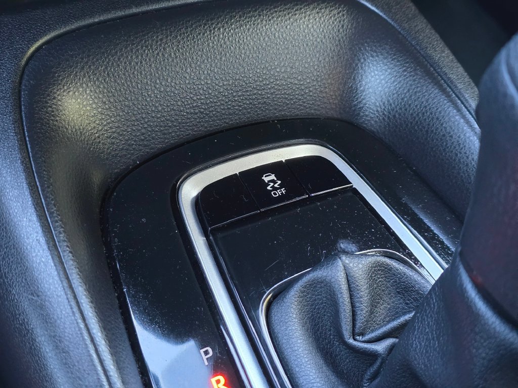 Used 2025 Toyota Corolla LE FWD image 20