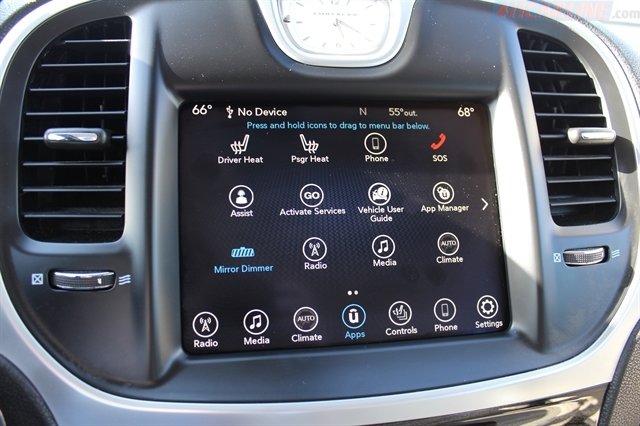 Used 2017 Chrysler 300 Limited AWD/4WD image 15