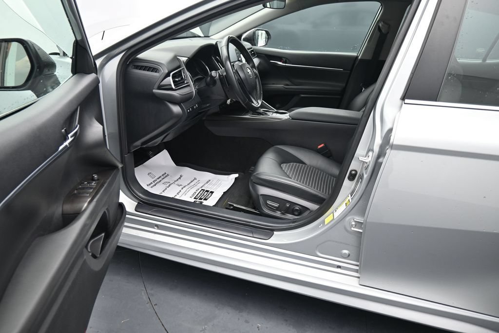 Used 2024 Toyota Camry SE FWD image 15