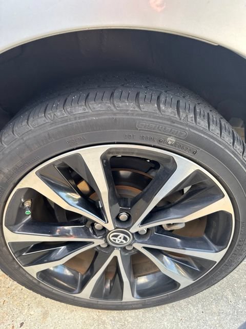 Used 2019 Toyota Corolla SE FWD image 23