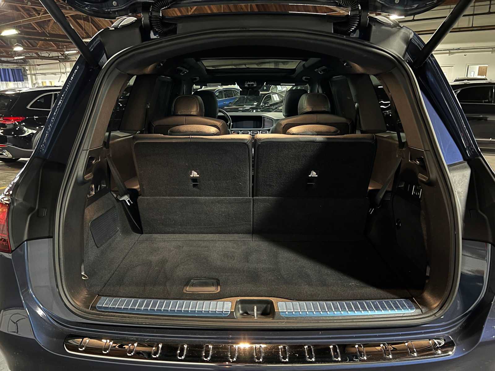 Certified 2025 Mercedes-Benz GLS 450 4MATIC image 16