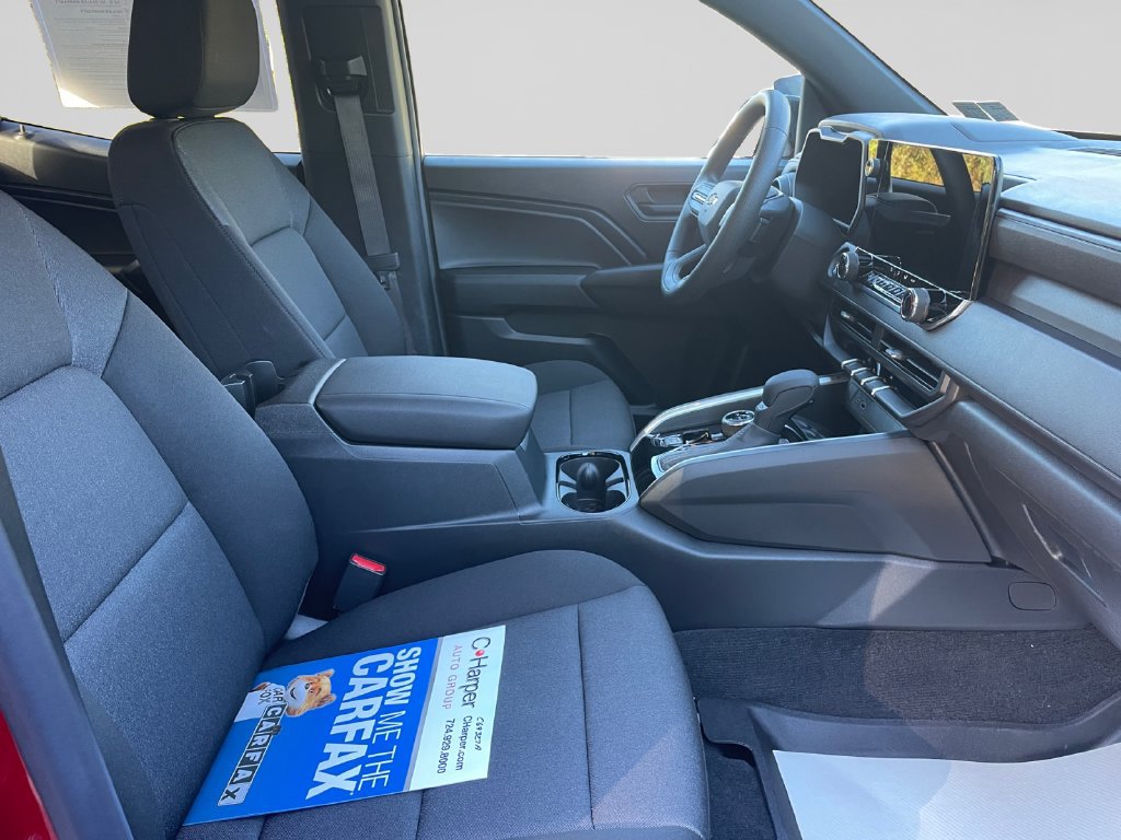 Used 2026 Chevrolet Colorado Trail Boss AWD/4WD image 11