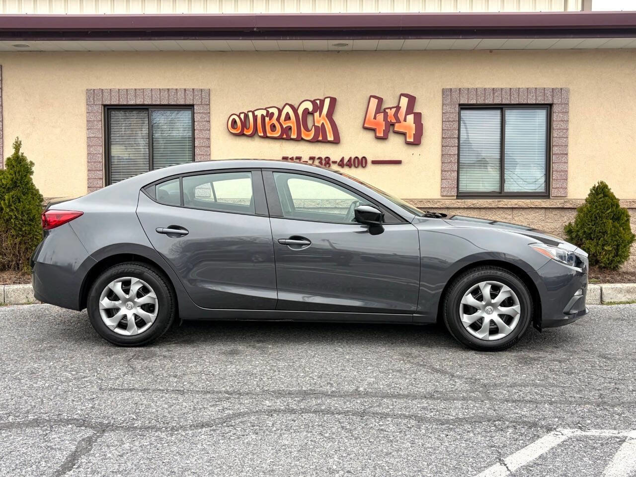 Used 2015 MAZDA MAZDA3 i SV image 25