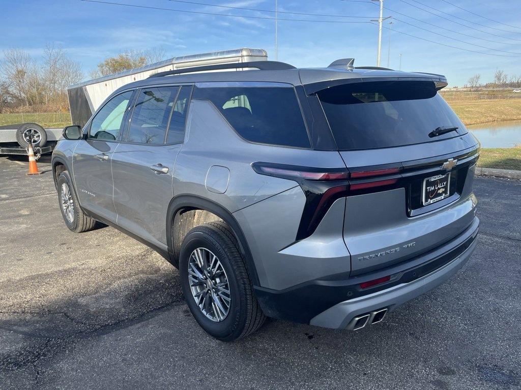 New 2025 Chevrolet Traverse LT w/ LPO, Floor Liner Package image 5