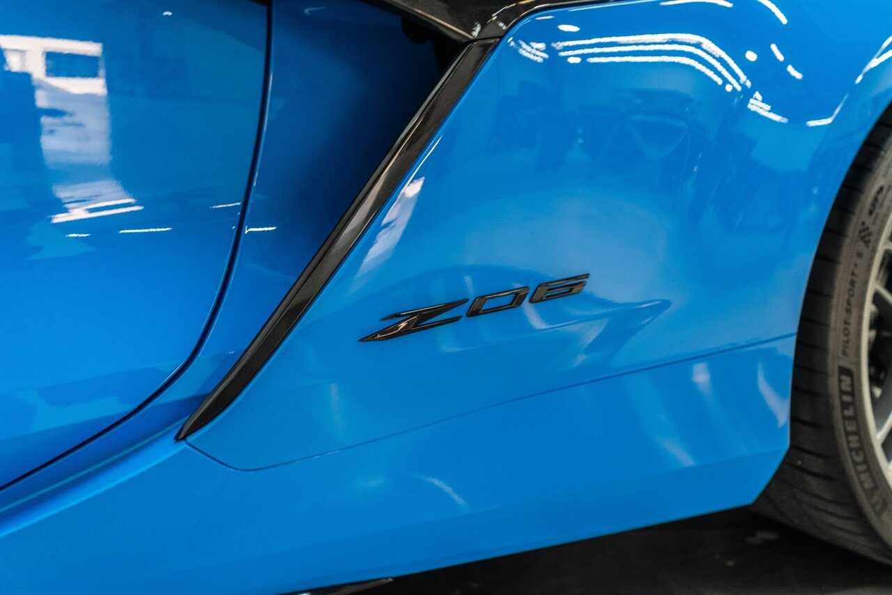 Used 2023 Chevrolet Corvette Z06 w/ Stealth Interior Trim Package RWD image 89