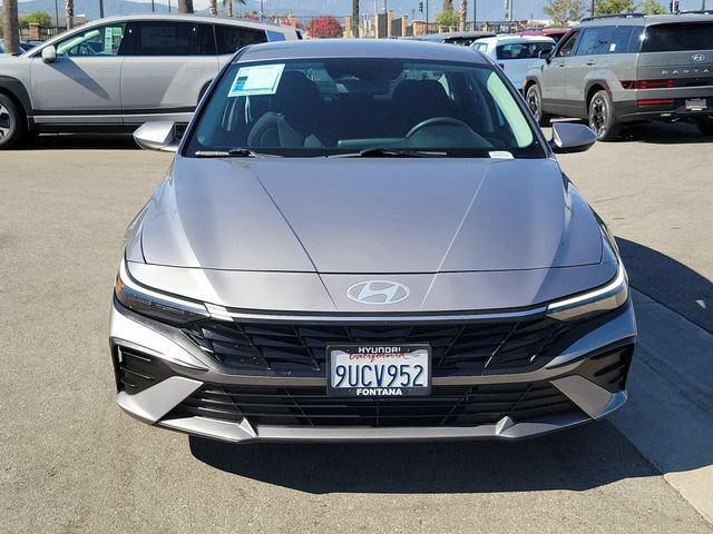 Certified 2025 Hyundai Elantra SE FWD image 30