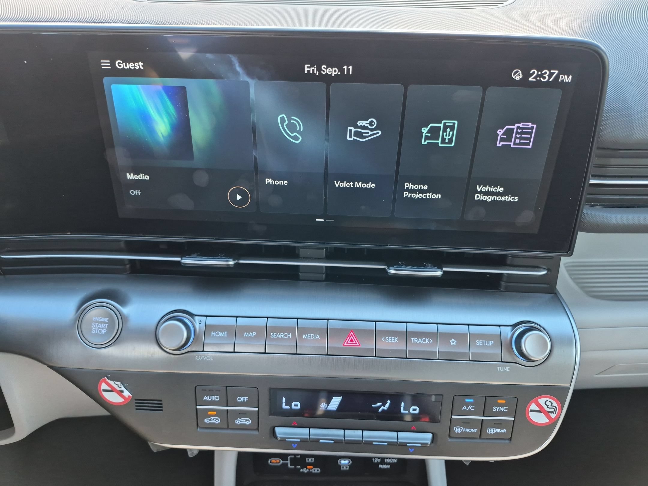 Used 2024 Hyundai Kona SEL AWD/4WD image 16