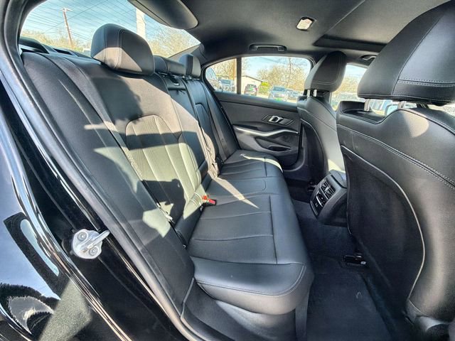 Used 2025 BMW 330i Sedan image 26