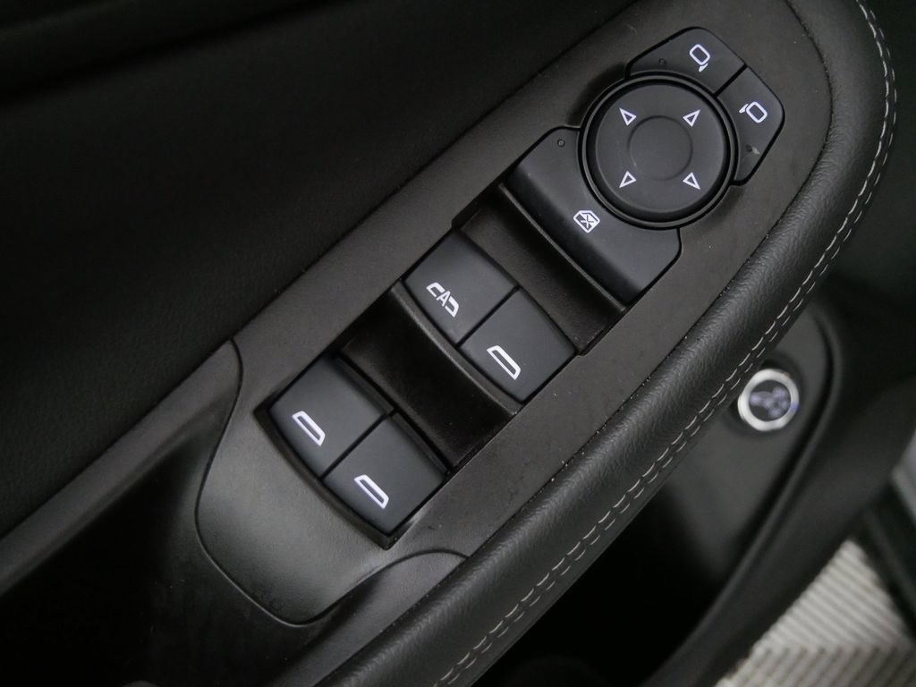 Used 2023 Buick Encore GX Select AWD/4WD image 16