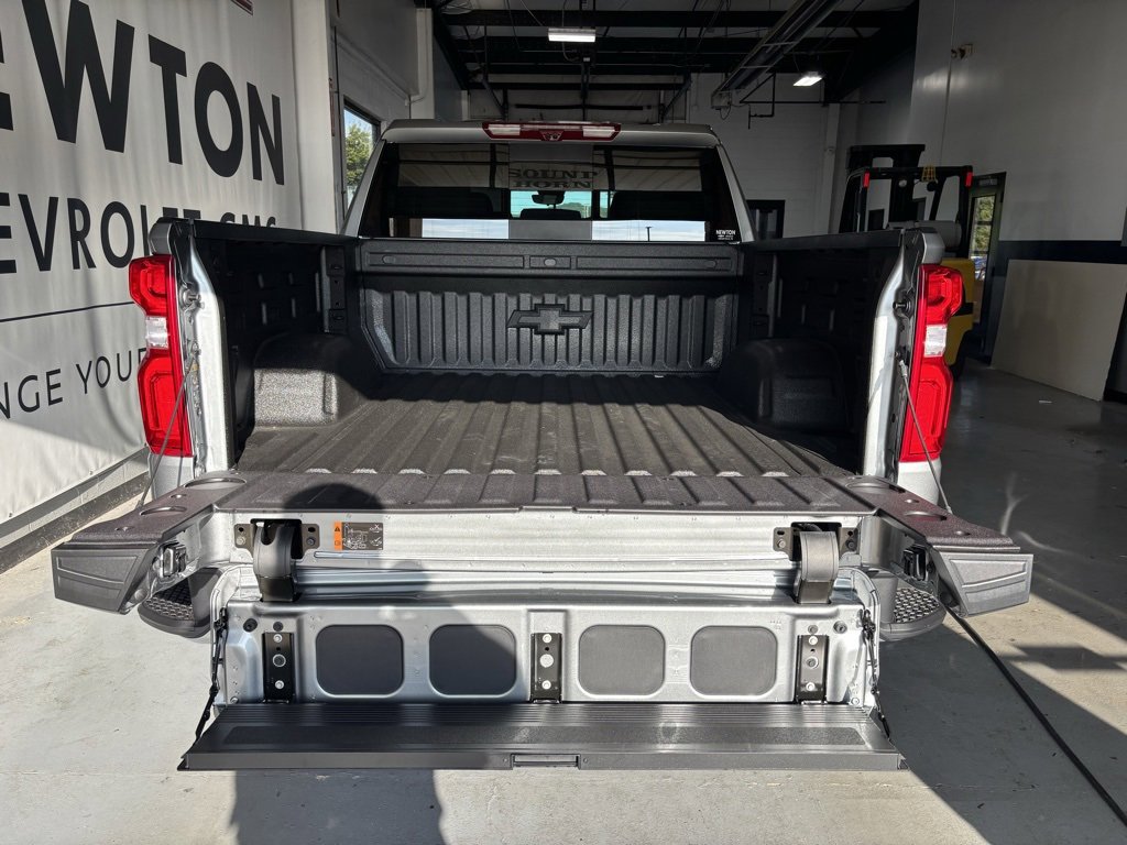 New 2026 Chevrolet Silverado 1500 LTZ w/ LTZ Premium Package image 32