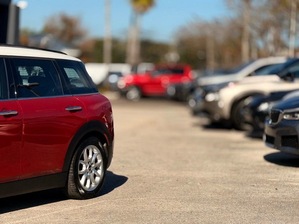 Used 2016 MINI Cooper Clubman image 2