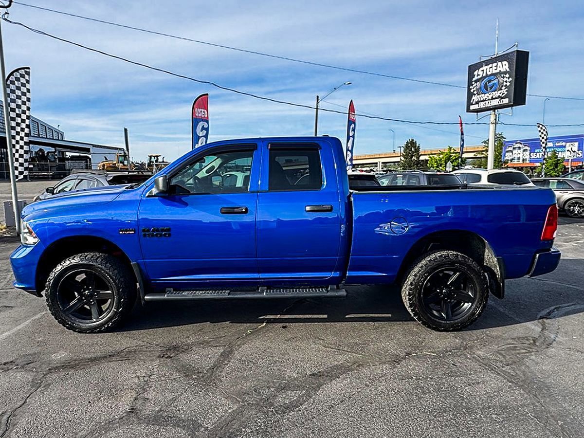 Used 2017 RAM 1500 Express w/ Express Value Package AWD/4WD image 13