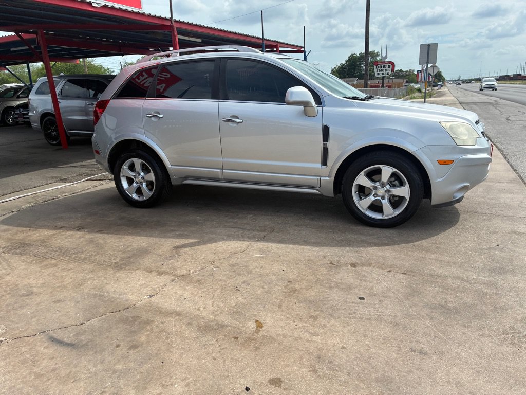 Used 2014 Chevrolet Captiva Sport LT w/ Convenience Package FWD image 3