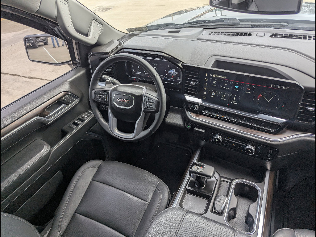 Used 2023 GMC Sierra 1500 SLT w/ SLT Premium Plus Package image 28