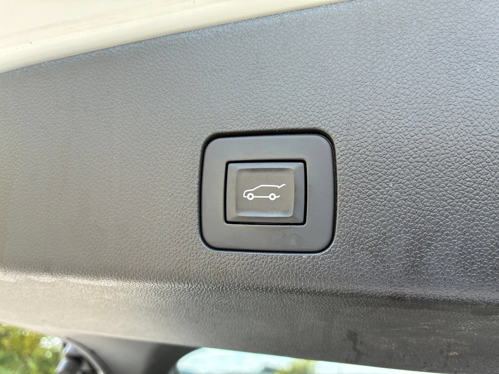Used 2020 Buick Encore GX Select FWD image 18