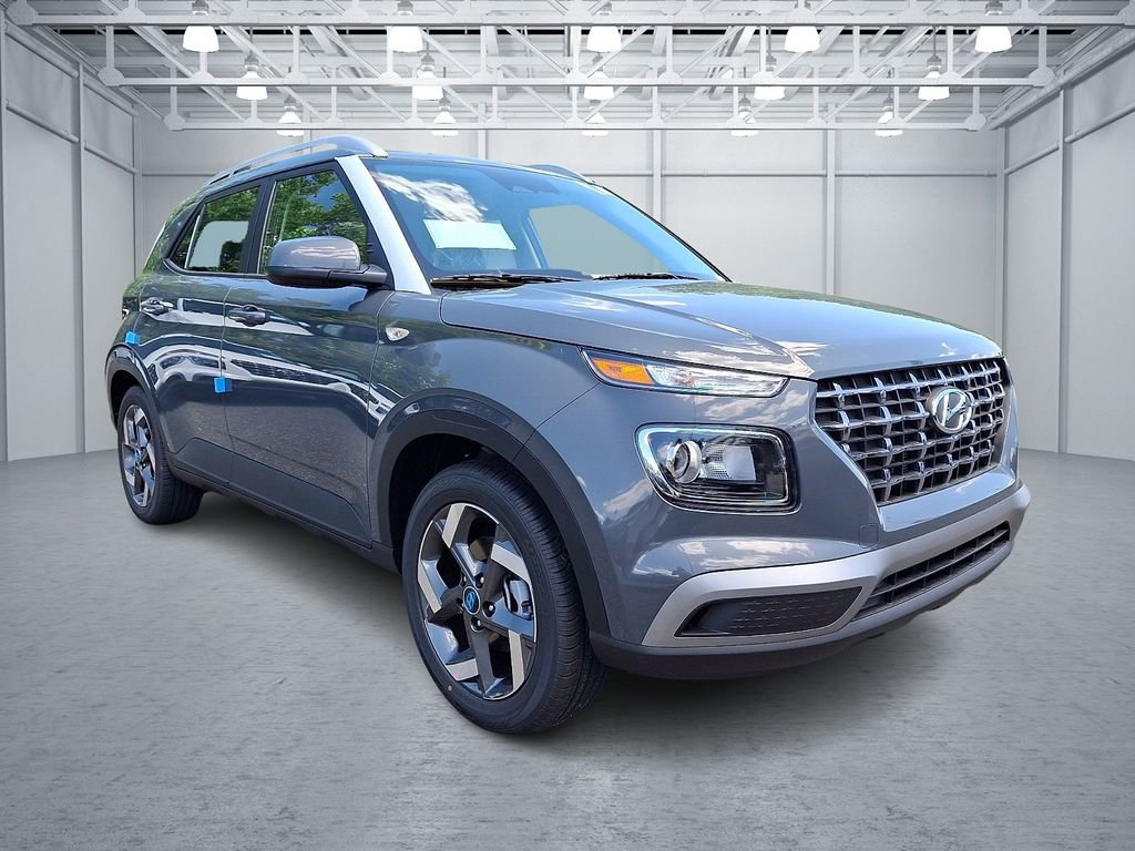New 2026 Hyundai Venue SEL FWD image 4