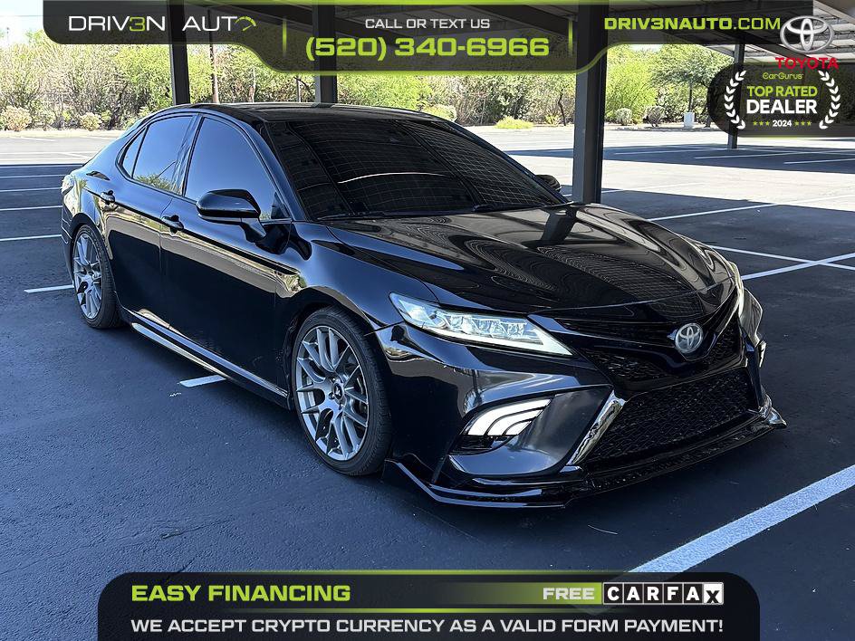 Used 2020 Toyota Camry SE w/ Carpet Mat Package