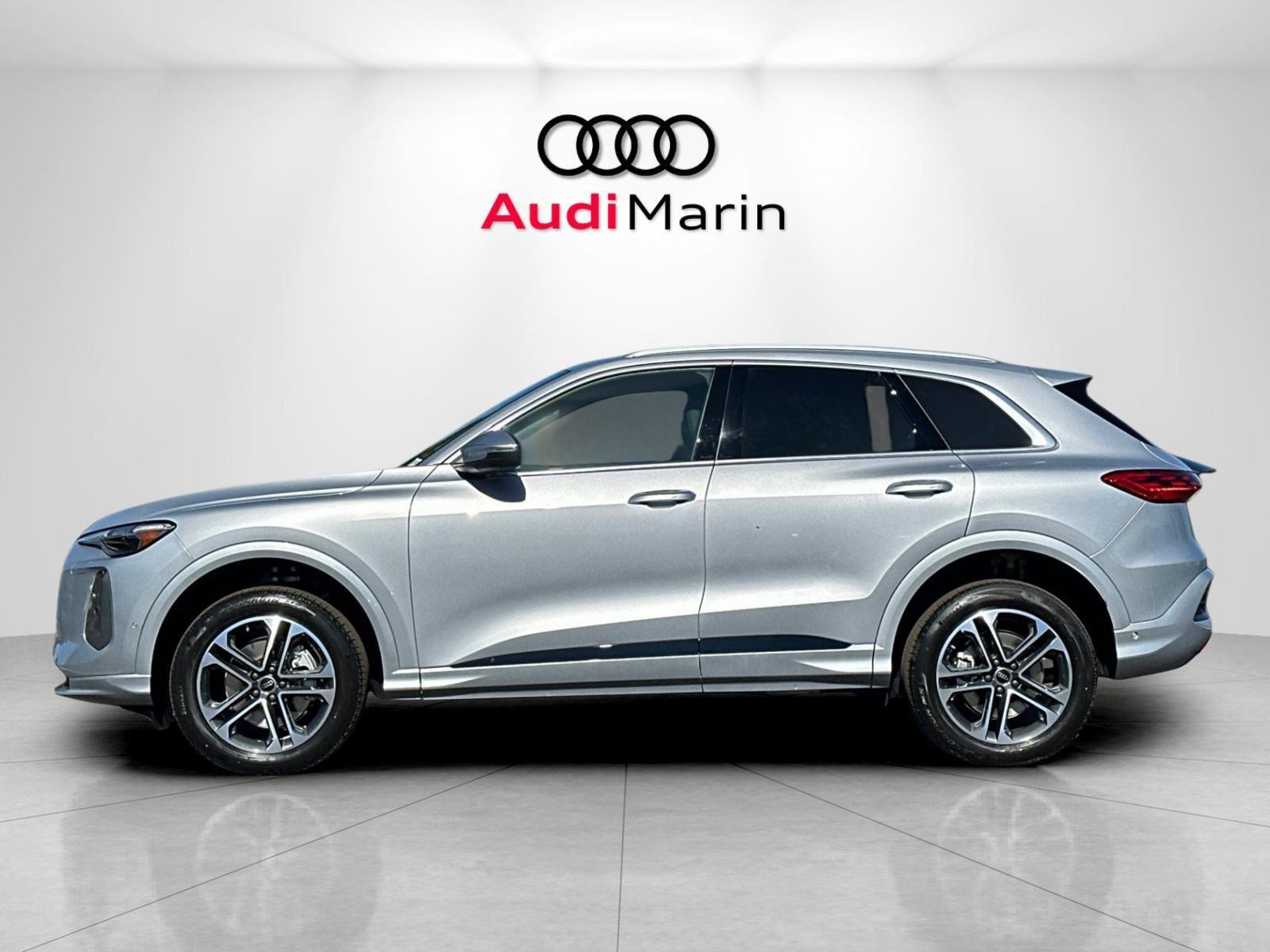 Certified 2025 Audi Q5 Premium Plus w/ Premium Plus image 2