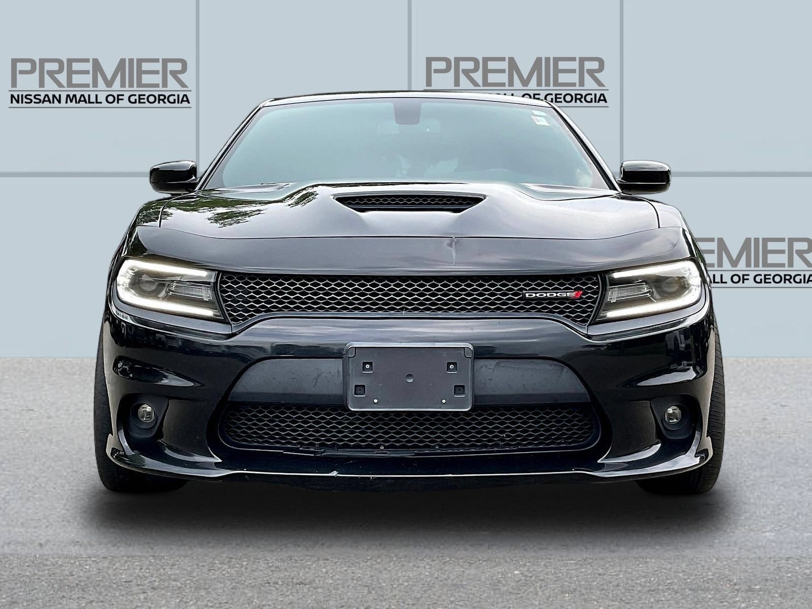Used 2019 Dodge Charger GT w/ Blacktop Package RWD image 2