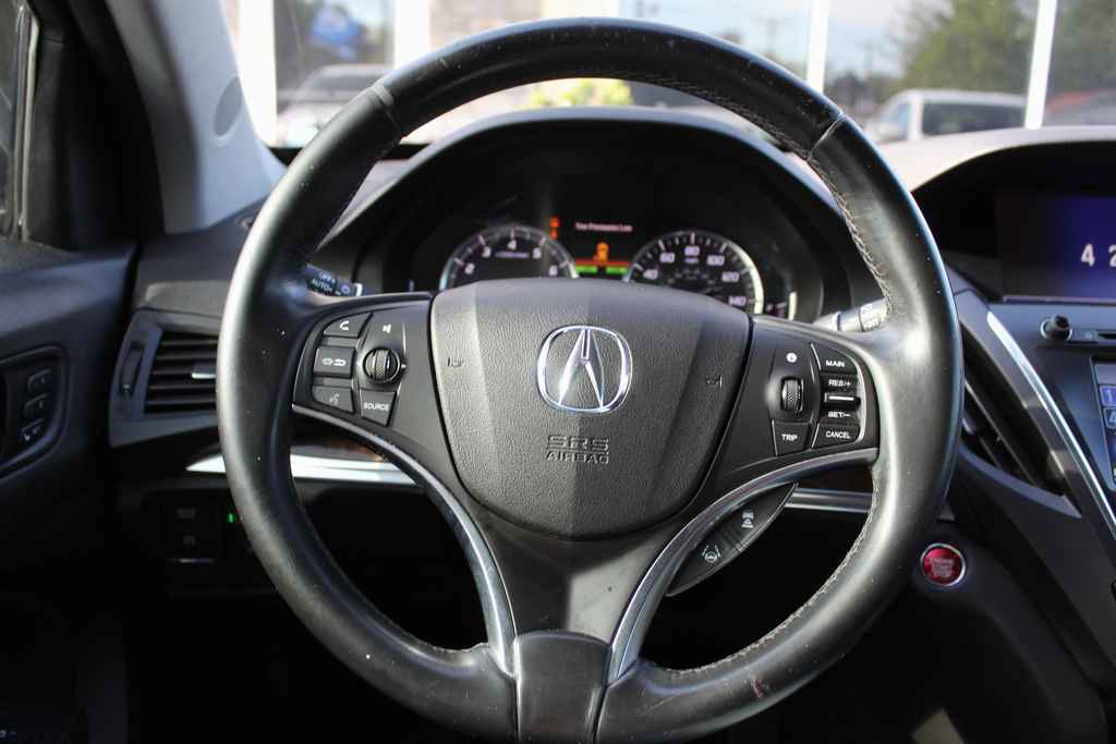 Used 2017 Acura MDX FWD image 16