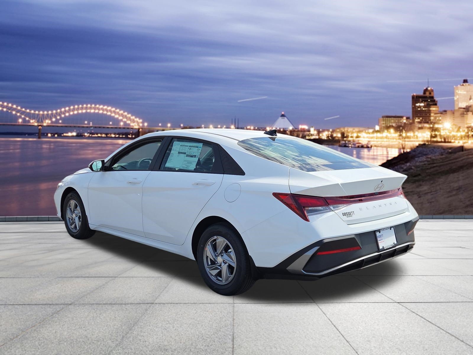 New 2026 Hyundai Elantra SE FWD image 3