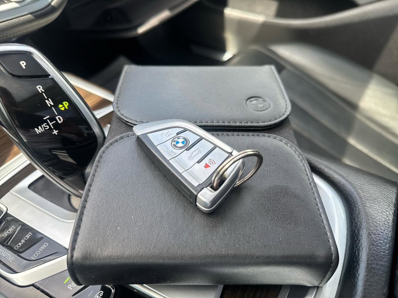 Used 2019 BMW 740i xDrive image 28