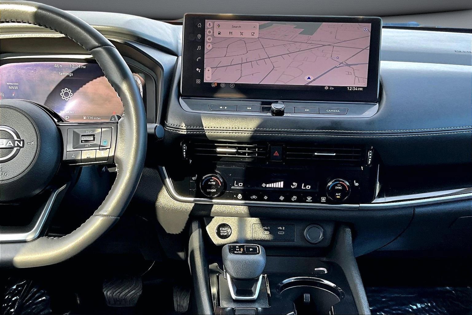 Used 2024 Nissan Rogue SL image 9