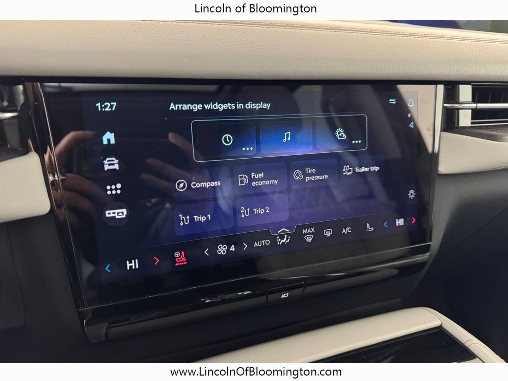 Certified 2025 Lincoln Navigator L Black Label AWD/4WD image 58