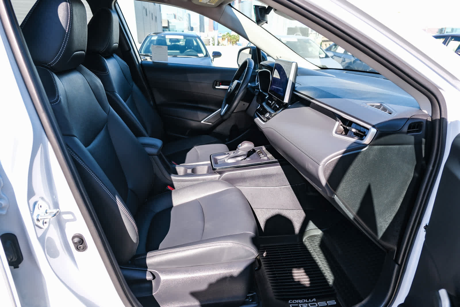 Certified 2026 Toyota Corolla Cross XLE w/ Convenience Package FWD image 18