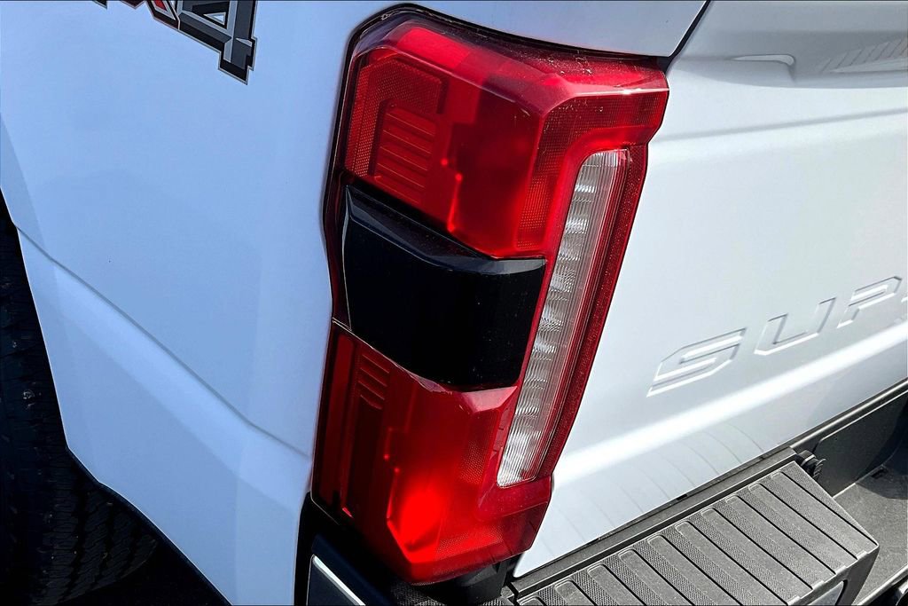 New 2026 Ford F350 XLT w/ XLT Premium Package image 24