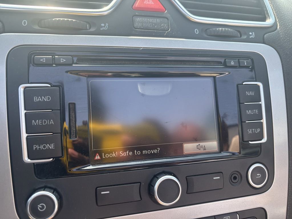 Used 2012 Volkswagen Eos Lux image 10