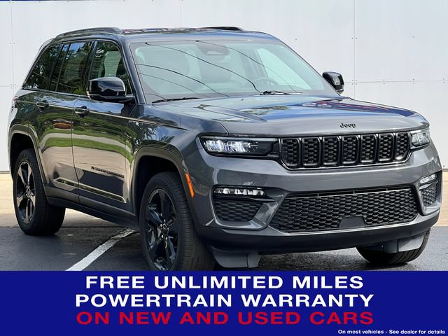 Used 2024 Jeep Grand Cherokee Limited w/ Black Appearance Package AWD/4WD image 1