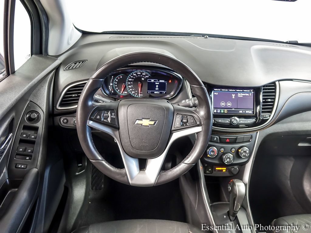 Used 2020 Chevrolet Trax LT w/ Driver Confidence Package FWD image 12