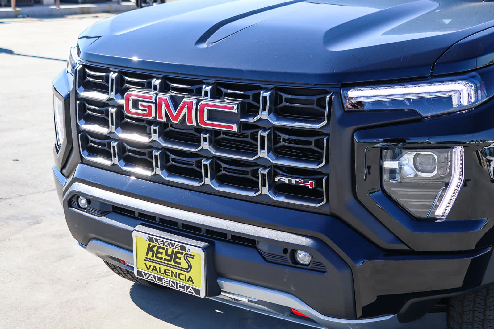 Used 2026 GMC Canyon AT4 AWD/4WD image 8