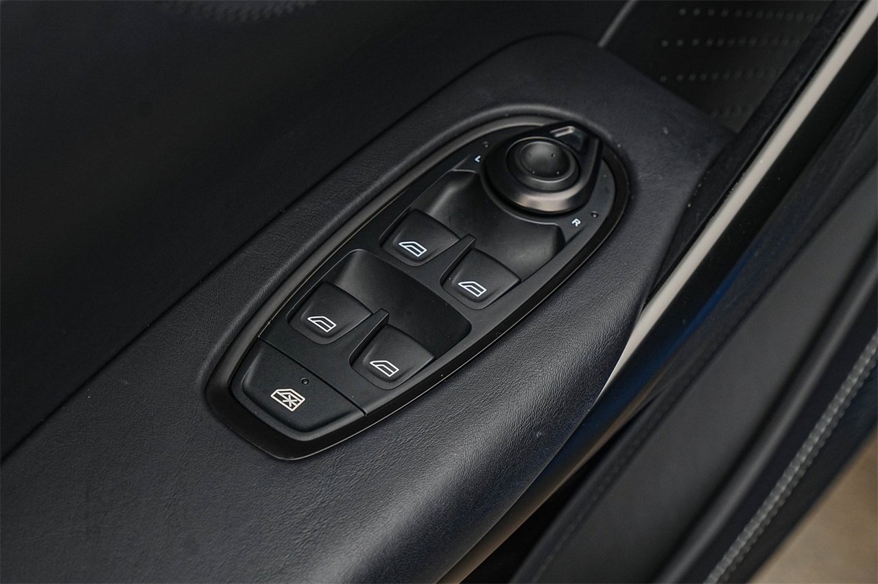 Used 2023 Aston Martin DBX 707 image 34