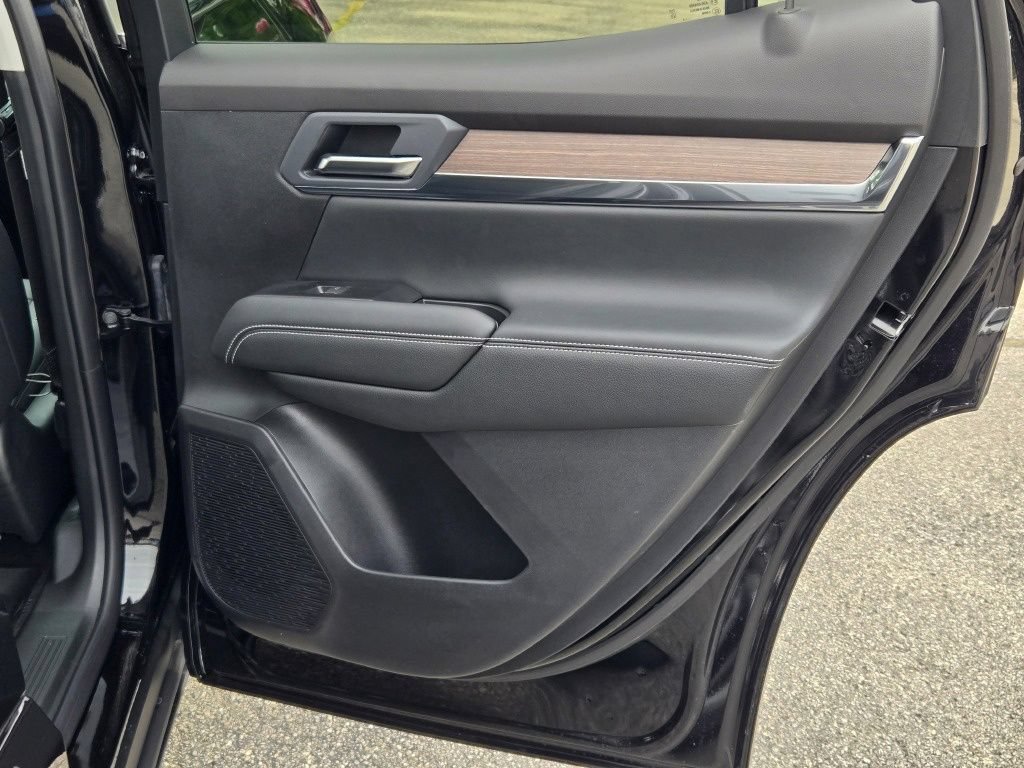 New 2027 GMC Terrain Denali w/ LPO, Floor Liner Package AWD/4WD image 21