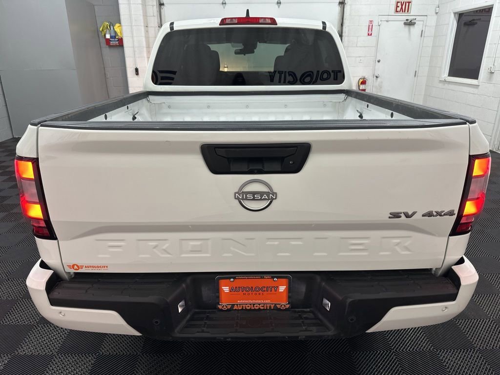 Used 2022 Nissan Frontier SV w/ Technology Package AWD/4WD image 8