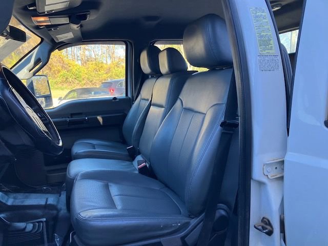 Used 2016 Ford F550 4x4 Crew Cab Super Duty image 17