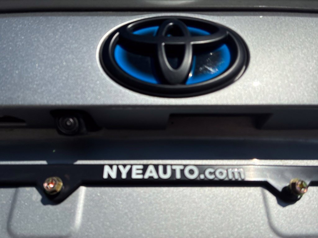 Used 2024 Toyota RAV4 LE AWD/4WD image 68