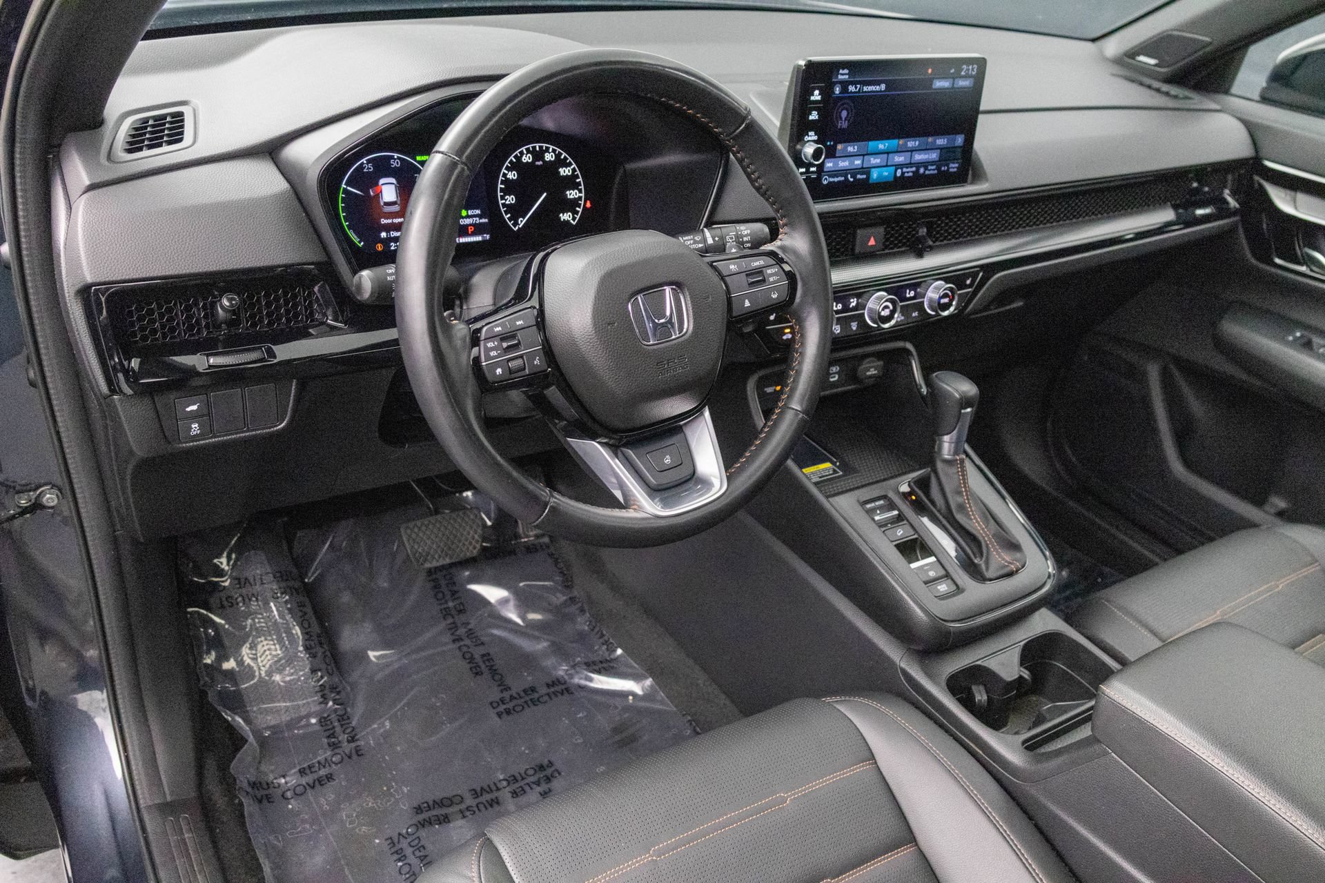 Used 2025 Honda CR-V Sport Touring image 4